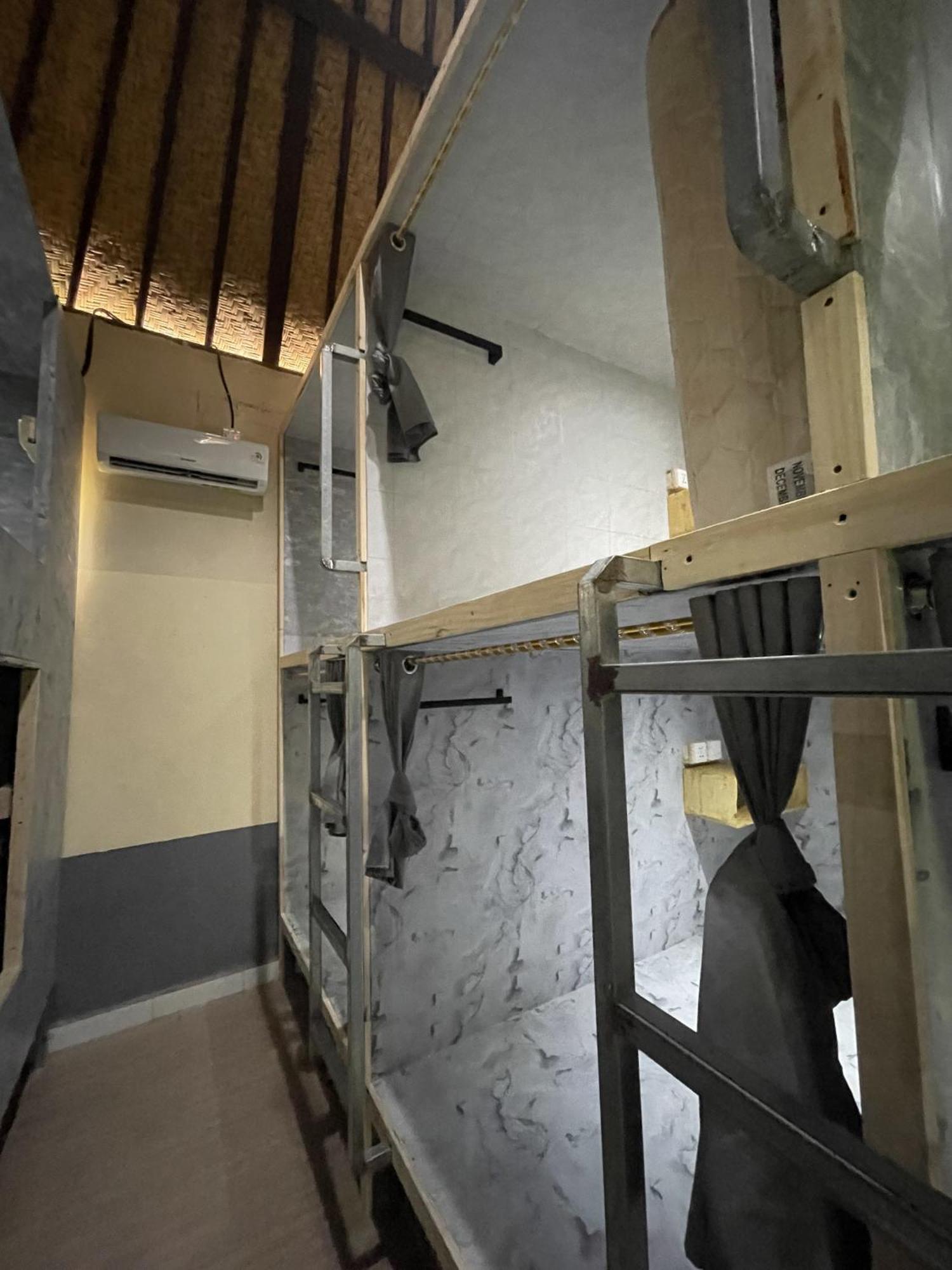 Pedidi Penida Hostel Batununggul Exteriör bild