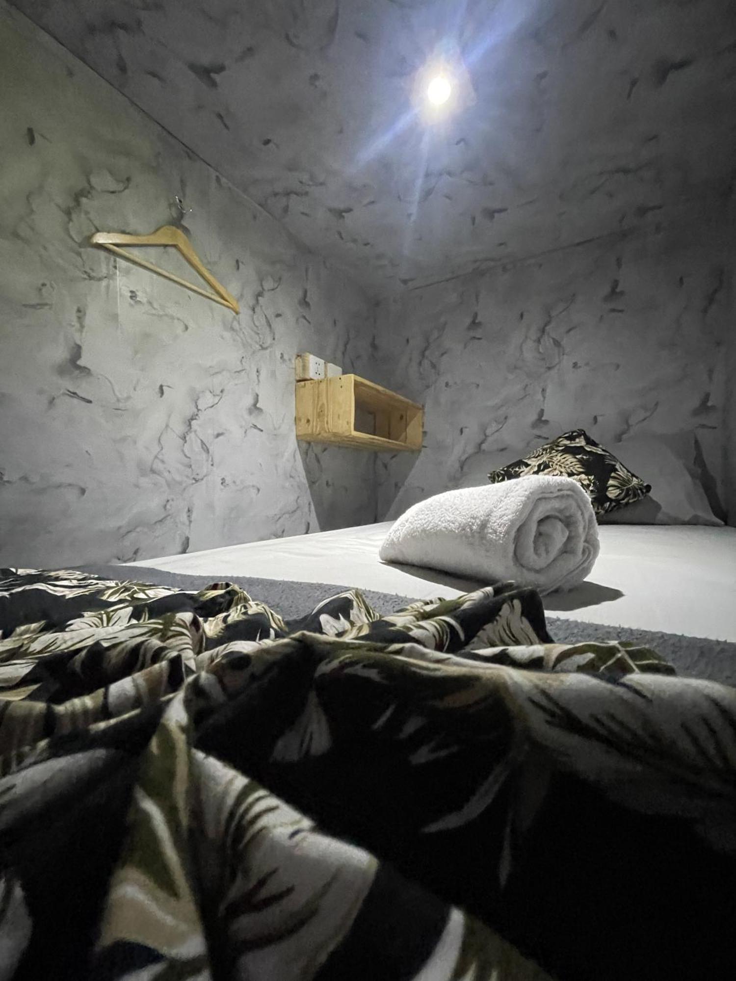 Pedidi Penida Hostel Batununggul Exteriör bild