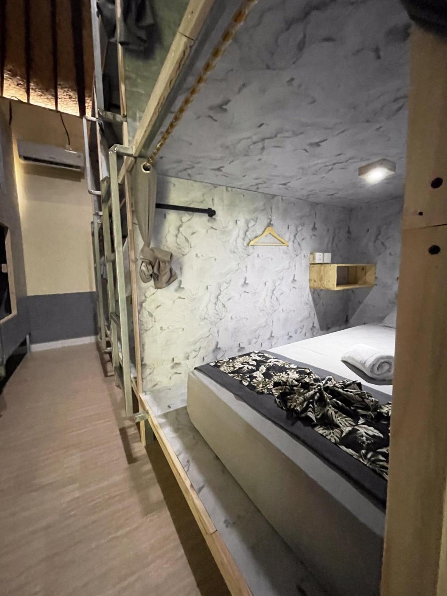 Pedidi Penida Hostel Batununggul Exteriör bild